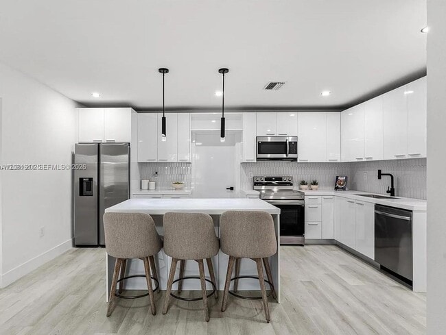 8501 NW 31st Ave
