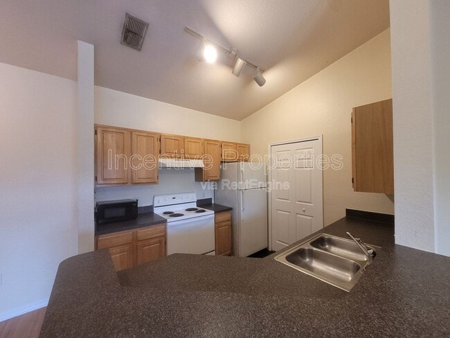 Photo - 5961 Westgate Dr Unit 2034