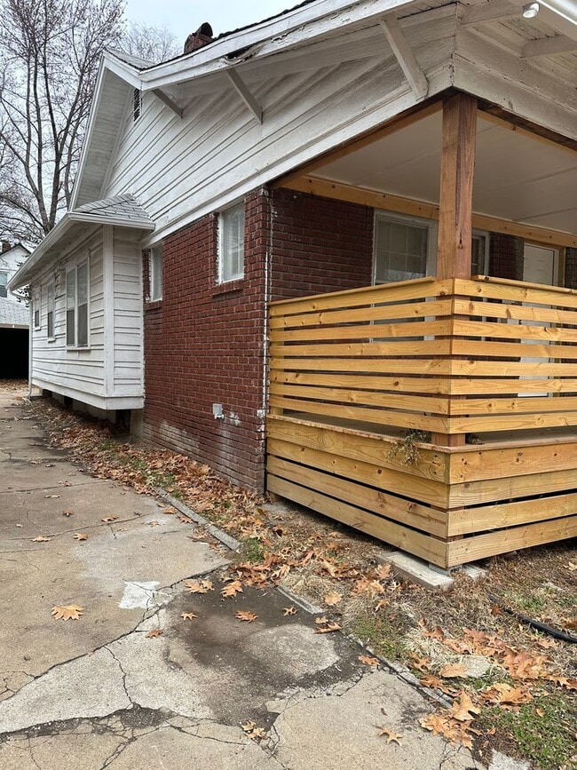 Photo - 2 Bedroom 1 Bath Home for Rent