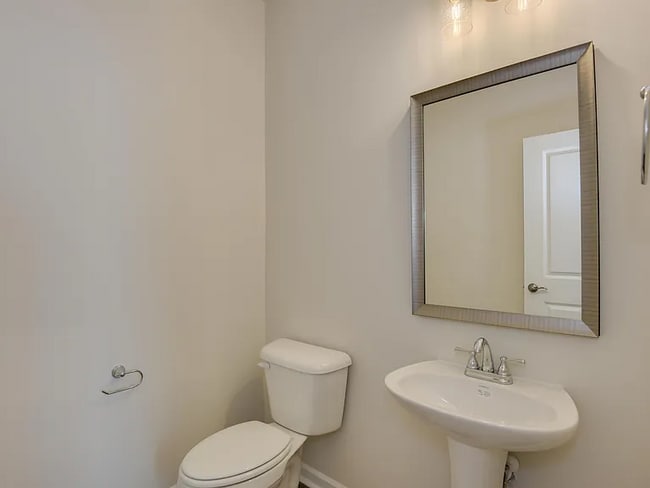 Downstairs Bathroom - 693 Count Fleet Ct