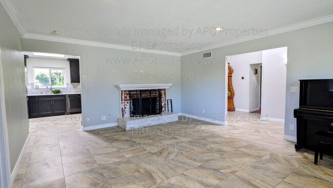 Photo - 15068 Mountain Spring St