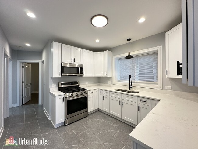 Photo - 5510 N Luna Ave Unit J01W