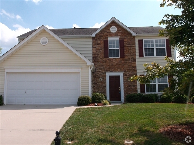 Building Photo - 4012 Shadow Pines Cir Rental