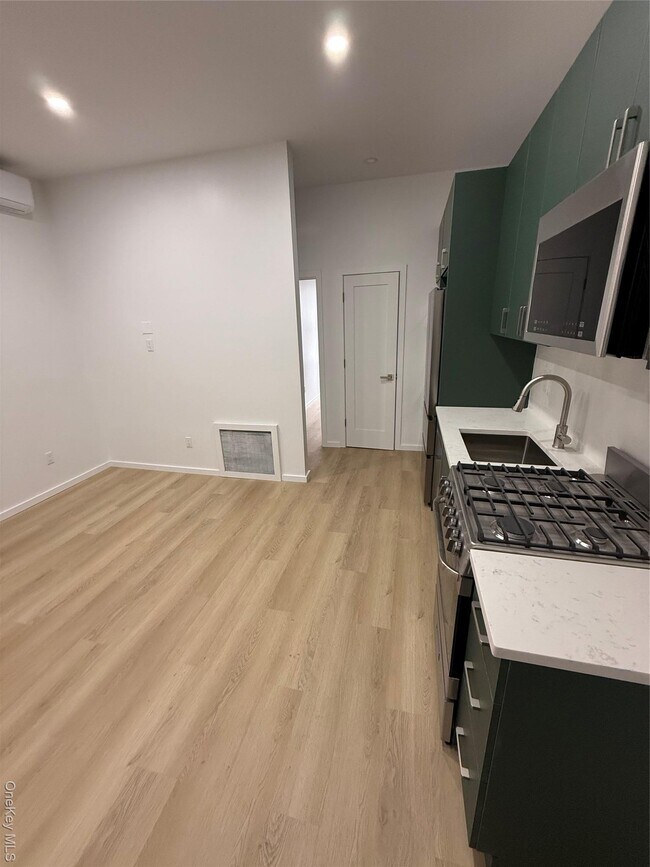 Photo - 74-45 62nd St