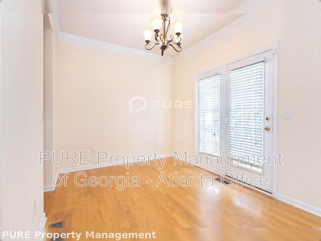 Photo - 1741 Highlands View Dr