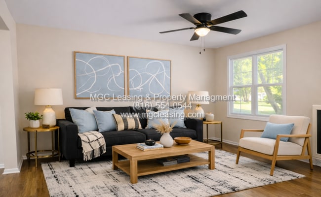 Building Photo - Fully Renovated Rental in Blue Springs!