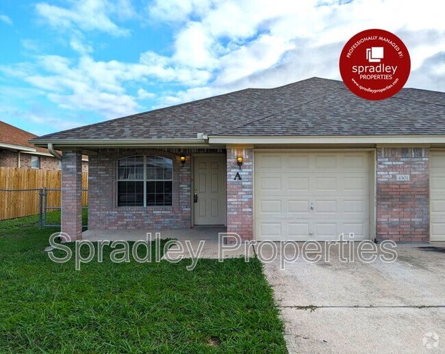 Building Photo - 4501A John David Dr Rental