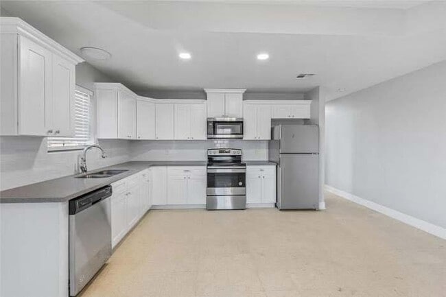 Photo - 3332 Carver Rd