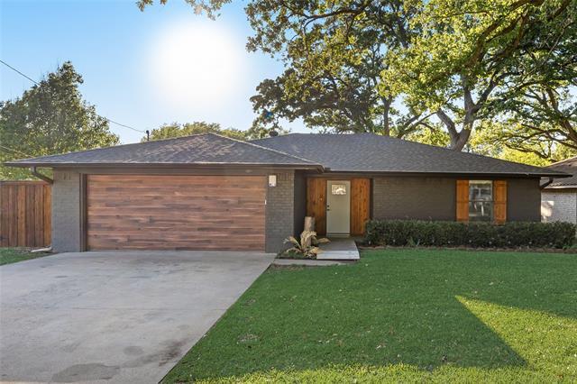 Photo - 127 Wildwood Crossover St