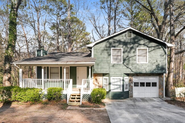 Building Photo - 4006 Tanglewood Rd