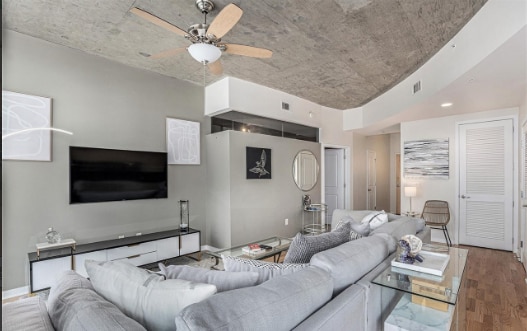 Photo - 1700 Bassett St Unidad 903