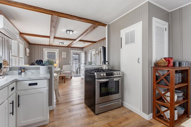 Photo - 2 Island Path Unit 5