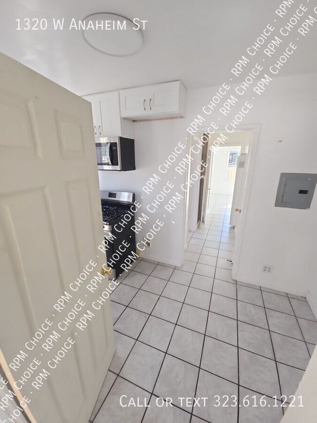Photo - 1320 W Anaheim St