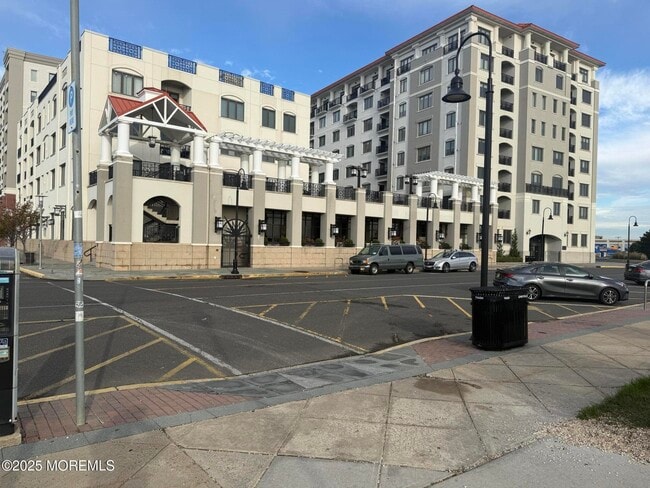 Building Photo - 1501 Ocean Ave Unit 2605
