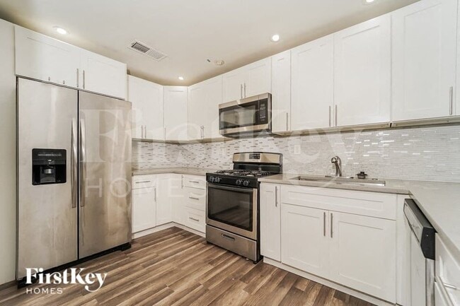 Photo - 2419 NW 87th Ln