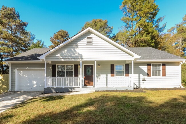 Building Photo - 2981 Landmark Dr SE Rental
