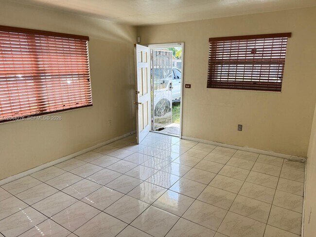 Photo - 2428 NW 82nd St Unit 2428