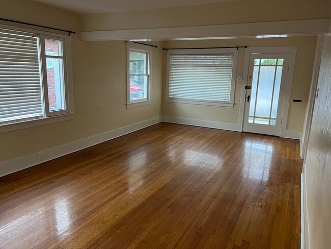 Photo - 1234 E Florida St