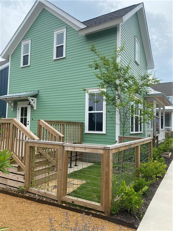 Photo - 283 E 11th St