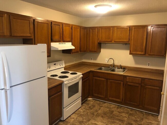 Photo - Affordable, remodeled 2 bedroom duplex in ...
