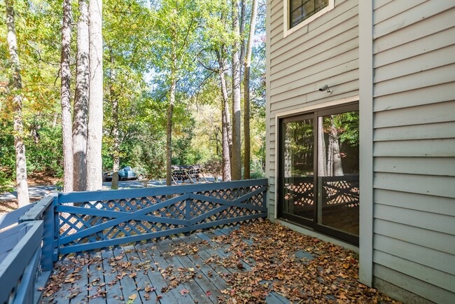 Photo - 1 Willow Bridge Dr