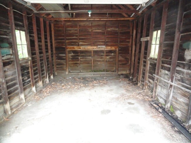 Photo - 1209 S W Ave