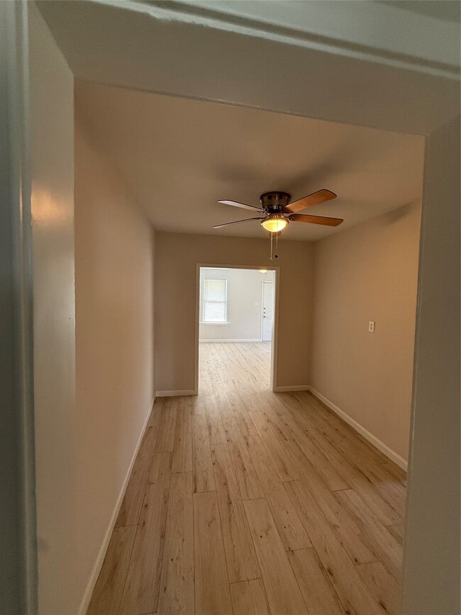 Photo - 1008 Studewood St
