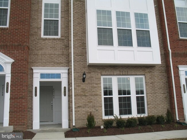 Photo - 42784 Lauder Terrace Casa Adosada