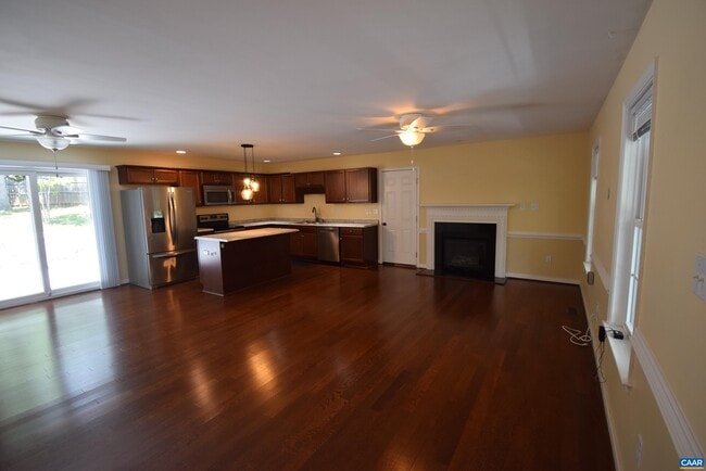 Photo - 41 Woodlawn Dr