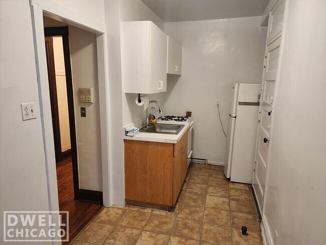 Photo - 3302 W Schubert Ave