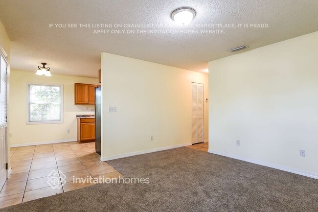 Photo - 1240 W 3rd St