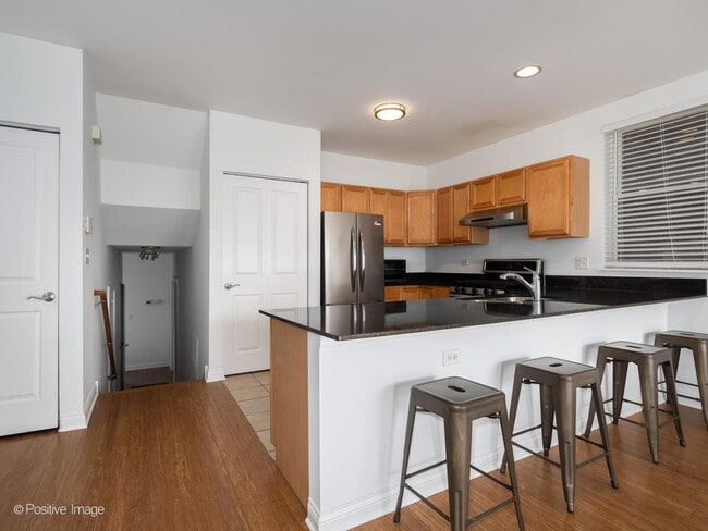 Photo - 3502 W Diversey Ave Unit 2