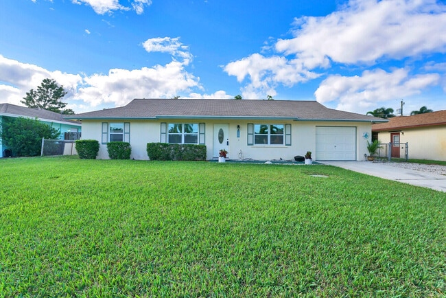 Building Photo - 3736 Coelebs Ave