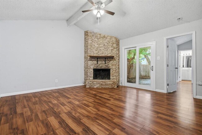 Photo - 6305 Emerald Forest Dr
