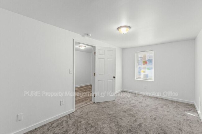 Photo - 725 E College St Unit 725 E College Street  1