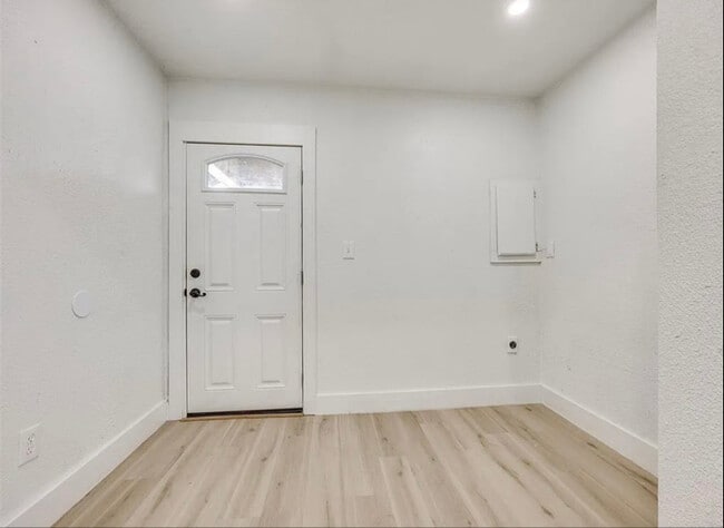 Photo - 2115 N Kate Ave