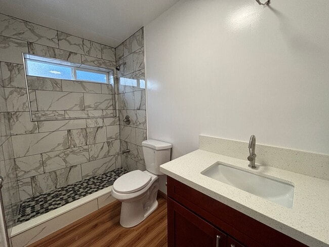 Photo - 2429 N School St Unit FD