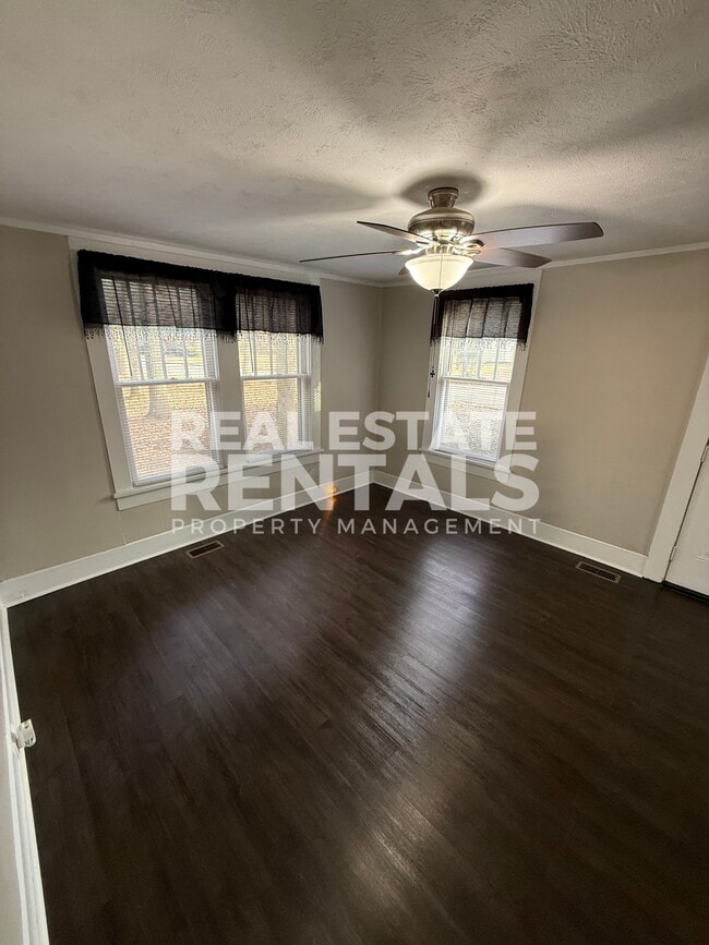 Photo - 1036 Glendale Ave