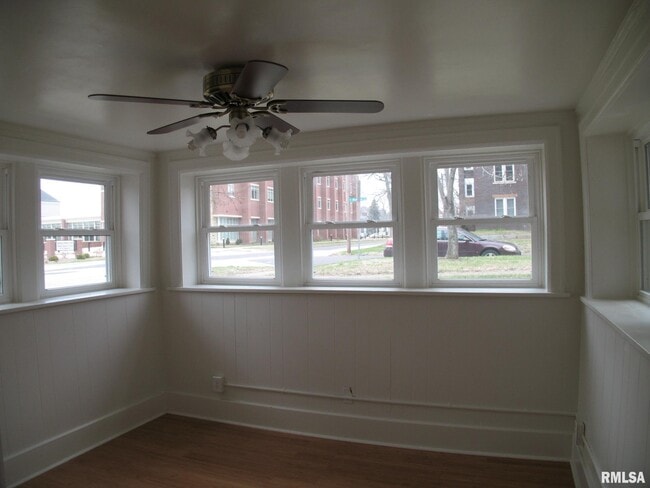Photo - 500 NE Madison Ave Unit A6