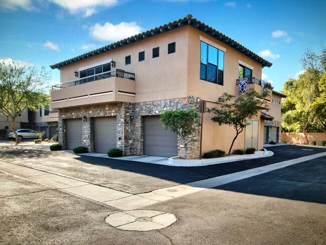 Building Photo - 20660 N 40th St