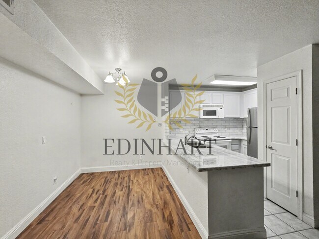 Photo - 2909 Huntington Blvd