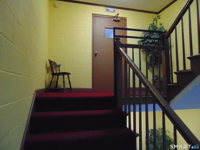 Photo - 87 Meadow St