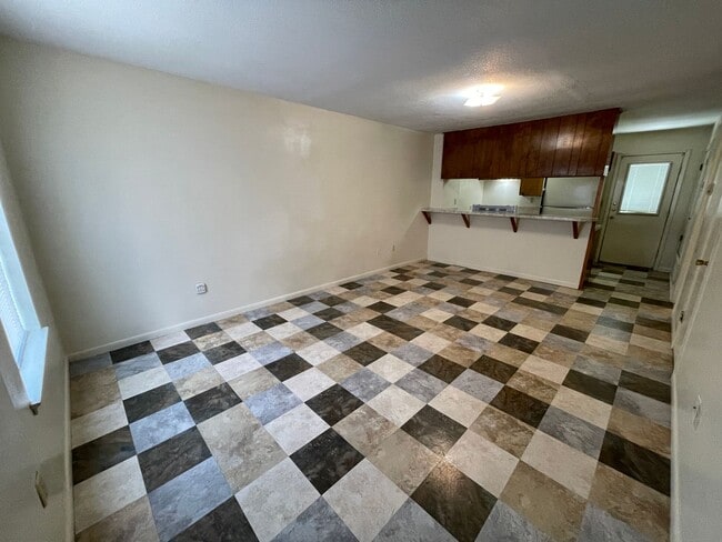 Photo - 1306 Brown Dr Unidad A