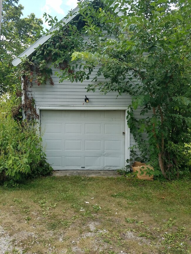 Photo - 66 S Gamble St