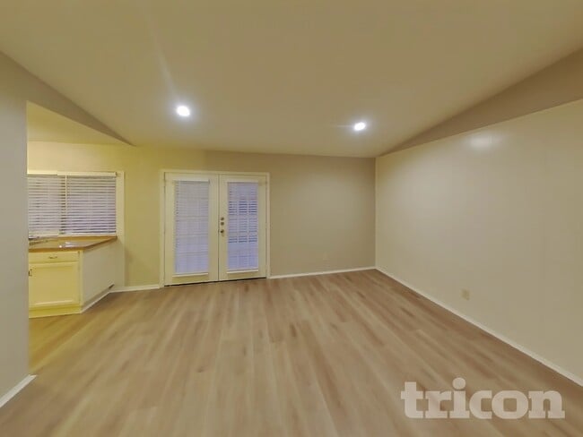 Photo - 5529 Kerry Ln