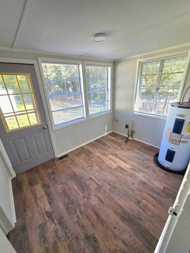 Photo - 5 bed and 3 bath (4 bed/2bath house) & (1 bed/1 bath home)