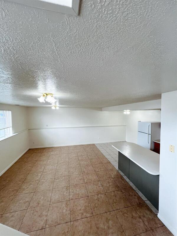 Building Photo - 1670 W 100 N Unit A