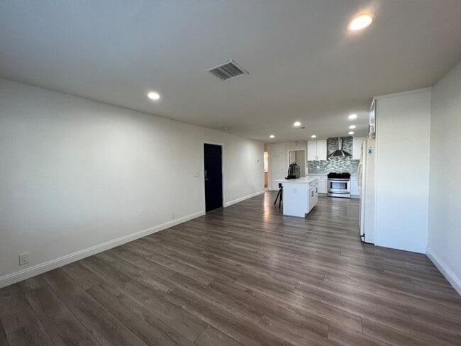 Photo - 9030 Ramona Ave