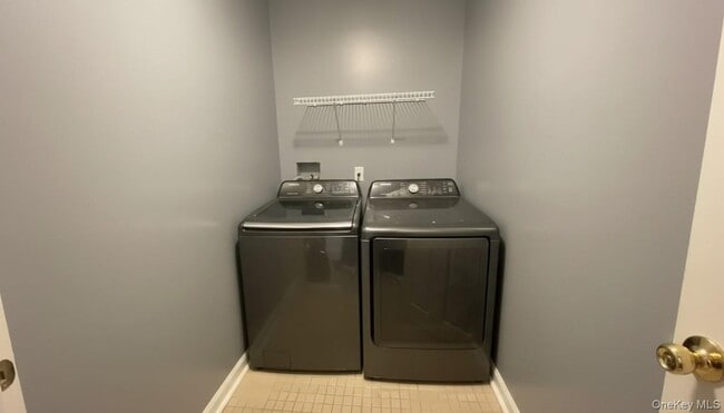 Photo - 10 State St Unit Apt 2