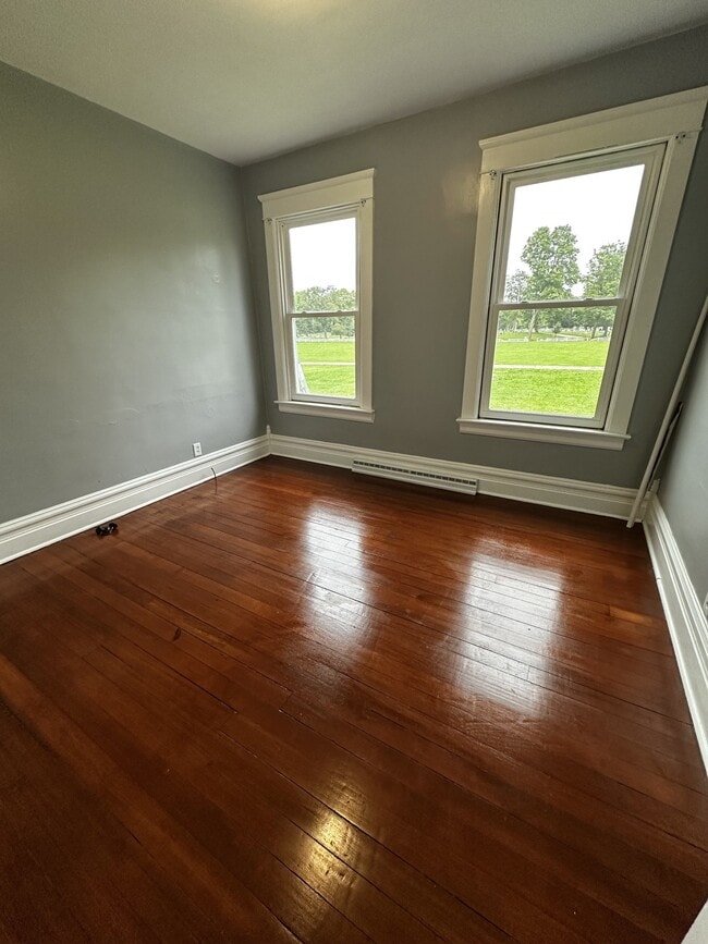 1212 Drexel Ave Unit Lower